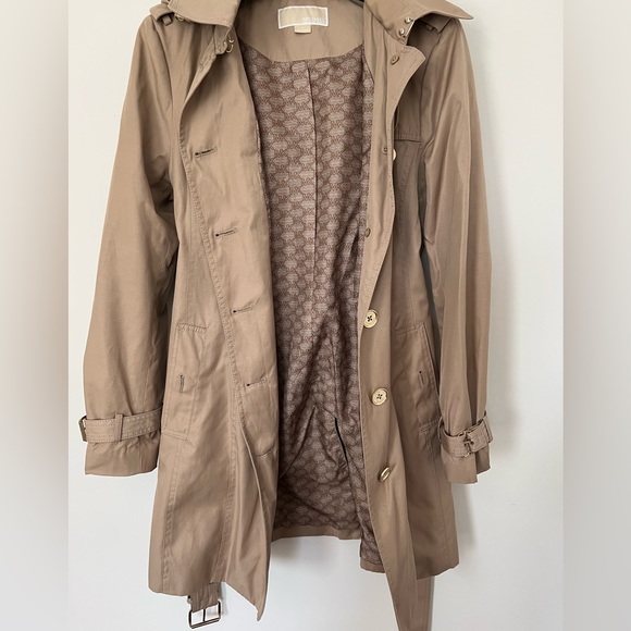 Like new Michael Michael Kors Trench Coat - Picture 2 of 6